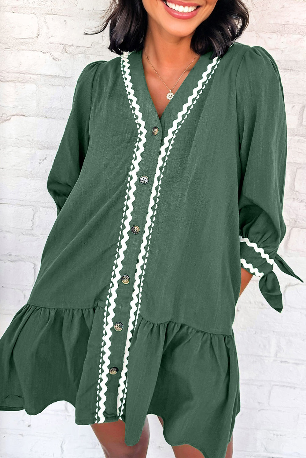 Canton Contrast Ricrac Trim Button V Neck Knotted Bracelet Sleeve Shift Dress